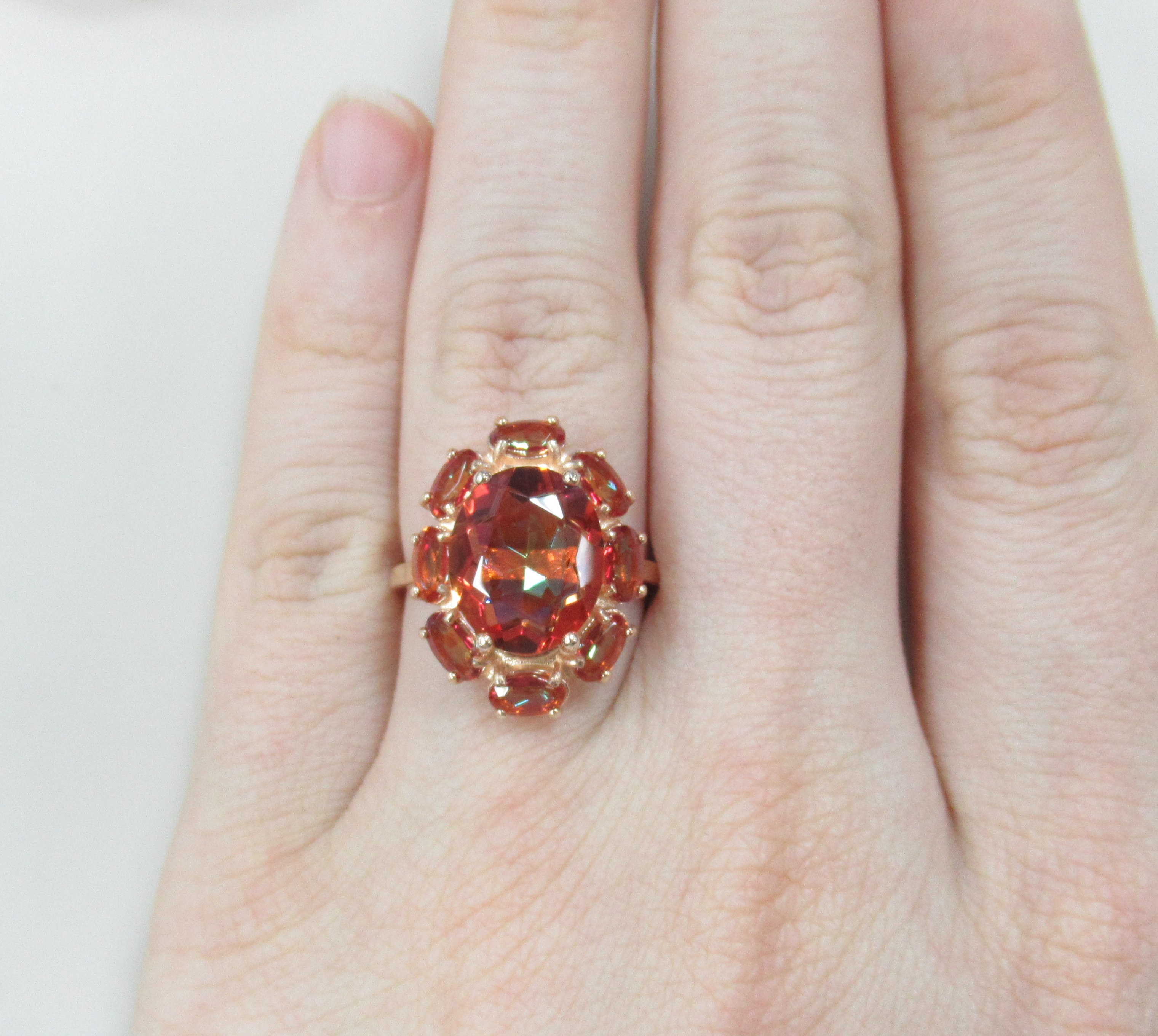 Серебряное кольцо с оранжевым горным хрусталем